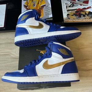Air Jordan 1 High OG ‘Gold Medal’